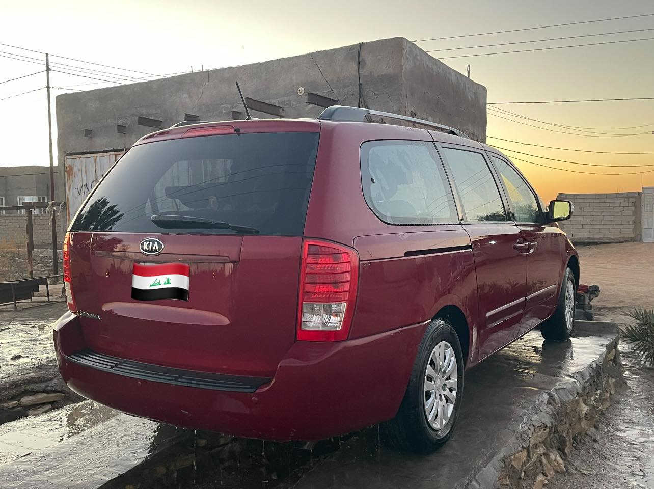 السلام عليكم للبيع كيا سيدونا موديل 2012 رقم بغداد بيهه جاملغ امامي فقط صور الحادث مرفقه مع المنشور مكينه خير من الله تخم تاير حداديه كله جديد ملاحضه السياره قطره صبغ مابيهه يعني مامصبوغه ابد نضافه فول 

رجائن مو شراي اعبر المنشور /***********

مكان السياره السماوه السعر 145 وبيهه مجال لطيبين
