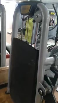 بنچ • توست • مستوردين