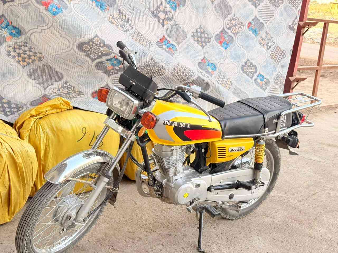 سلام عليكم دراجه للبيع ناما امتياز صارلها شهر من طلعت من الوكيل مكاني القاسم شارع الجفل مديل 2027 السعر 800 الف وبيها مجال للاستفسار الاتصال على الرقم ***********
