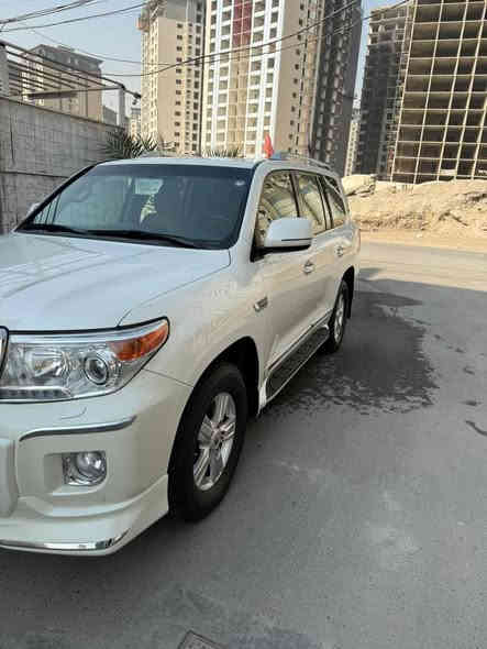 السلام عليكم لاندكروز 2010 محدث 2014
مواصافات بصمه تشغيل بصمه ابواب 
دفع رباعي فتحه سقف 
قطع تبريد انجماد 
حداديه جديده مكينه سته سلندر 
سياره كلش جديده رقم اربيل 
بيه بارده عله كد شبر بل جاملغ اليمنه  مكاني بغداد  
مراوس حسب القناعه 
السعر 330
***********
