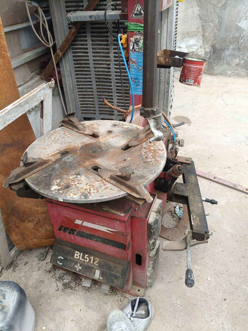 السلام عليكم ورحمة الله 
خالعة مستعملة للبيع شغالة وكاملة  السعر 400 وبيه مجال 
المكان الكوفة  شارع المعمل


**إذا كنت صاحب هذا الإعلان وتريد حذفه لأي سبب، رجاءا أرسل رسالة إلى الدعم الفني**