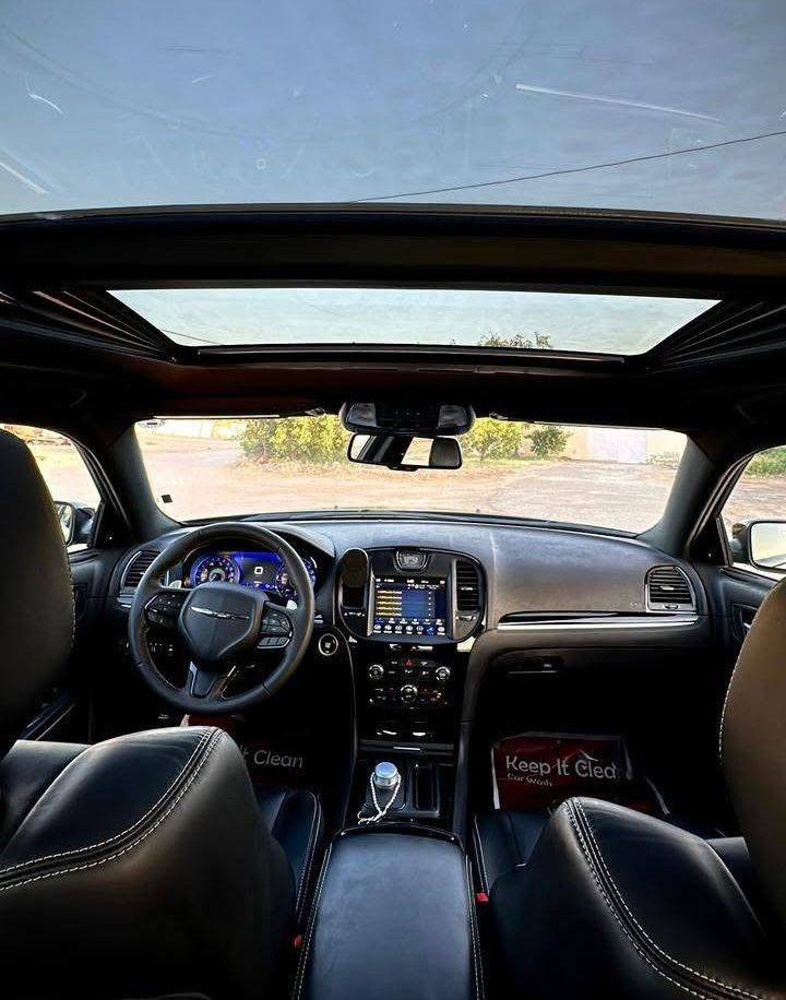 اوباما مديل ٢٠٢٢ اصل ١٨ سعر ٢٠٥ قابل للتفاوض باقي التفاصيل  *********** السيارة فول مواصفات ١/١ كشنات حظن تدفئه تبريد خزن ميموري برده خلفيه شاشه كار بلي ستيرن تدفئه بانوراما ويل ٢٠ تشغيل عن بعد وباقي مواصفات S معروفه حادثه جاملغ وباب السائق صبغ والباقي كفاله والسونار بالمشنور مكانه كربلاء كربلاء, العراق
