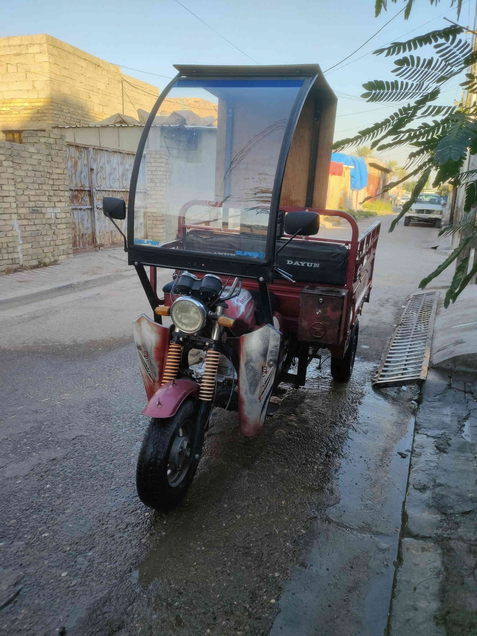 ستوتة دايوان موديل 20
أوراق كاملة 

اي نقص مابيها محرك مكفول صوتهة ما ينسمع
مكاني بغداد 

ويالة سايبة تايرات جدد+سبير و جك 

كاملة مكملة كبل تطلع للشغل 

كهربائيات كلهة كاملة عالي ناصي اشاير دبل إشارة 

و هذا رقمي:-***********
