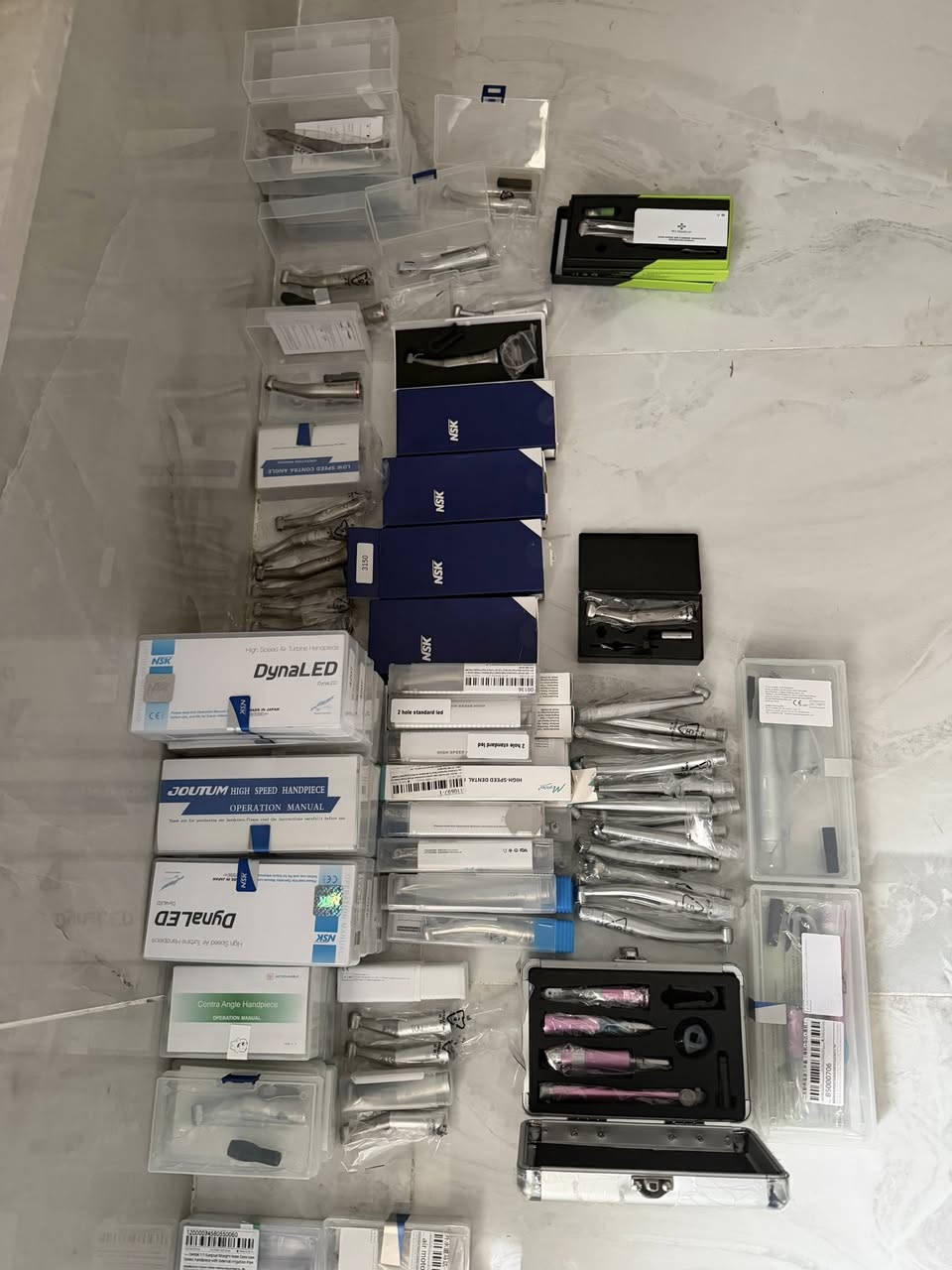 -ادوات اسنان للبيع   اصلية  للتواصل واتس ***********
