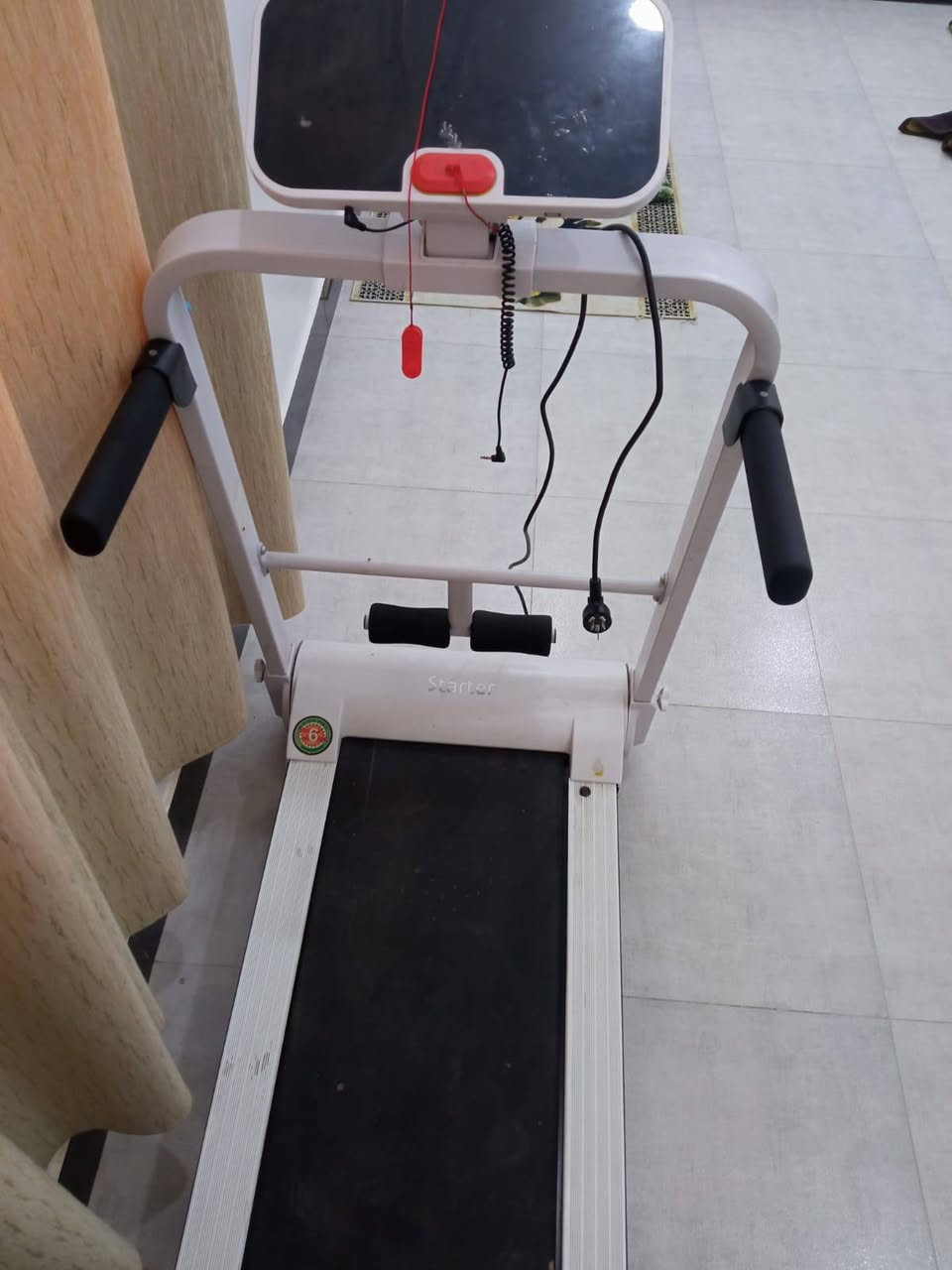 جهاز جري للبيع
استخدام قليل جديد مابي اي عطل شرط 250 وبيه مجال
***********
