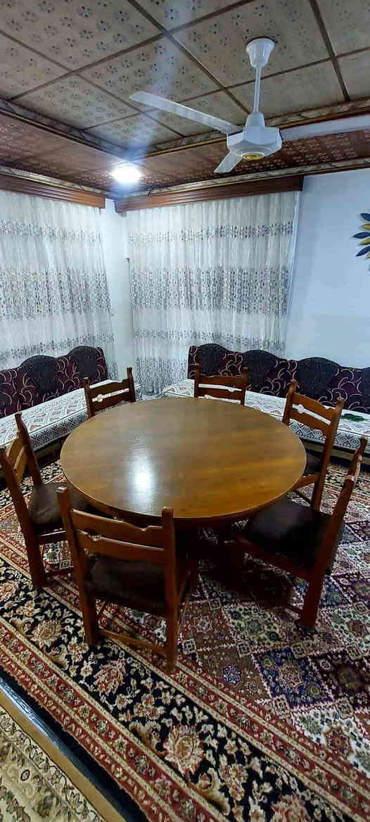 ميز طعام خشب توصي ثقيل نظيف مع 6كراسي 
🌹🌹🌹🌹🌹مكلف بالنشر 
السعر، 200الف 🔥🔥🔥🔥
***********
حي النور قرب شركة شيري للسيارات🌿🌿 موصل, نينوى
