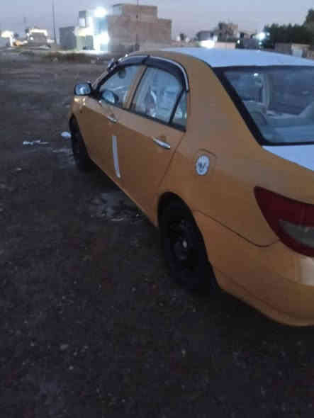 سلام عليكم بي واي دي f32011 بيها جاملغ جهت العبري مبدل  مصفره هيئه وغرامات رقم انكليزي سنويه لل27 مكلف بل نشر هاذ رقم صاحب السياره *********** سعرها 50 وبيها مجال
