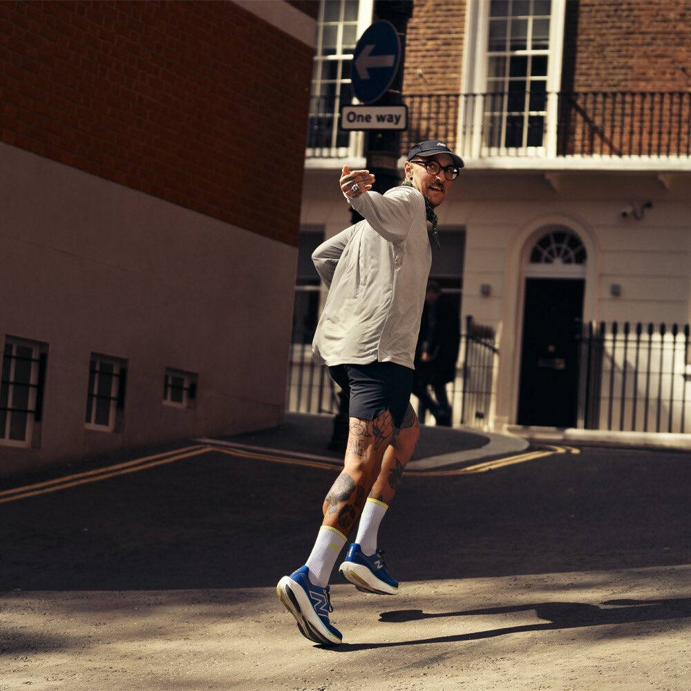 نيو بلنص فريش فوم 1080 
قطعة وحدة 
قياس 44 
طول القدم 28 سم 
جديد منشأ فيتنامي 

متوفر توصيل لكل العراق 🇮🇶


**إذا كنت صاحب هذا الإعلان وتريد حذفه لأي سبب، رجاءا أرسل رسالة إلى الدعم الفني**