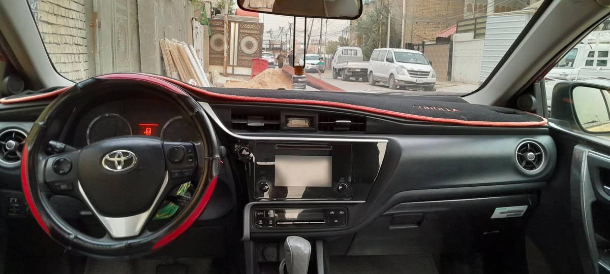 سلام عليكم للبيع تيوتا كورله تكسي موديل 2019 LE مكينه 1800 خير من الله وارد امريكي تبريد ثلج دوشمه كشنات قبل اسبوع رقم بغداد انكليزي الجديد السياره بسمنه جاهزه السياره ضربتها جنطه مبدله  وبيها بل عراق طخه مال ستوته بل جاملخ امامي وبنيد شويه بارد ولباب الوره بارد باقي مكفول مكاني بغداد الشعب سعر 155بيها مجال حك الجيه رقم ***********
