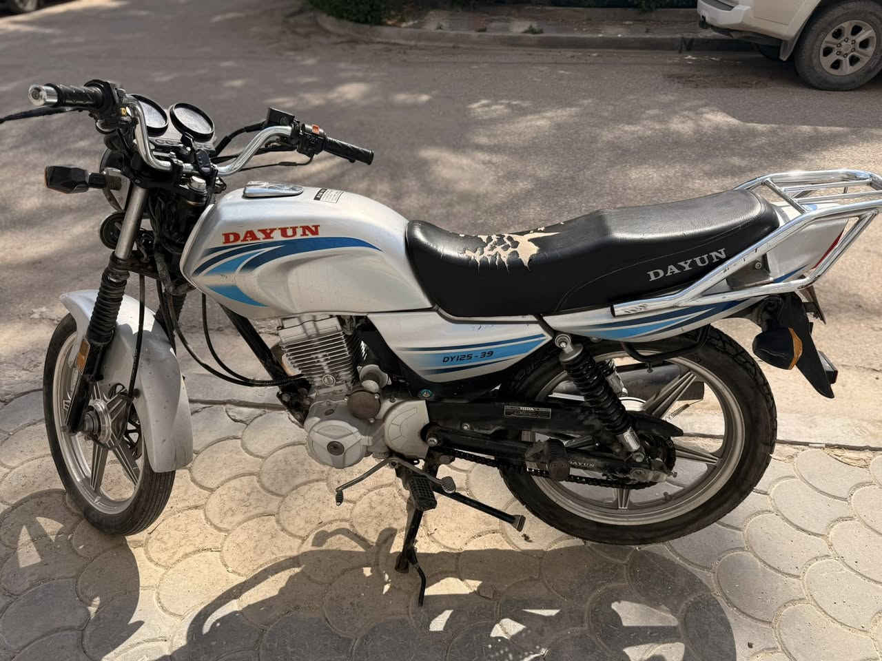 دراجه دايون عظم للبيع 
أوراق اصولي موديل 2021 
التواصل على الرقم ***********
