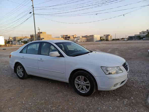 سیارة سوناتا للبیع
مودیل2011
محرك 20 
سنويه جديده 2028شرط تحويل
بدون صبغ وضربه
126الف ماشي
تبريد تتفئه وتبريد بشرط 
كير ومحرك وكهربائي بشرط
سلايت اربع جام كهربائي
سيارة مال بيت 13سنه بيد واحد
شرط تحويل وغرامات 
سيارة باقي عل بلادي شرط 
سعر/   145 وبي مجال 
رقم مبايل /  ***********
مكان السيارة/   كفري
