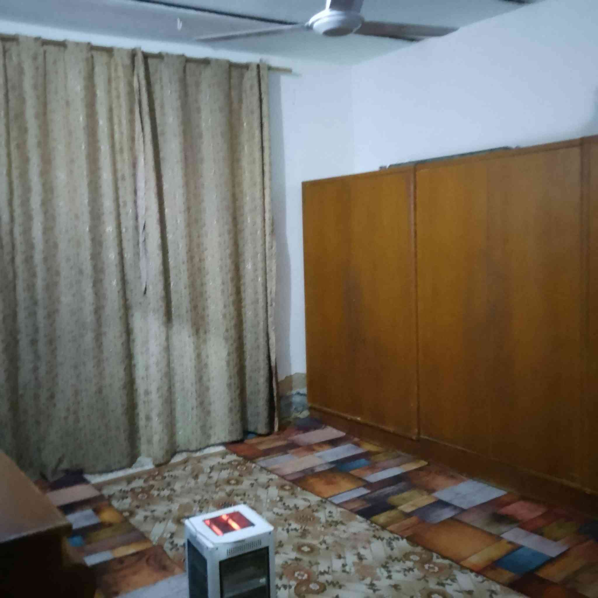 دار البيع طابو زراعي سند 25 مساحه 100 متر
موقع خلف محطه العلاك
السعر 16 وبيه مجال
غرفتين وصاله ومطبخ
***********
