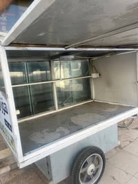 عربة • للبيع