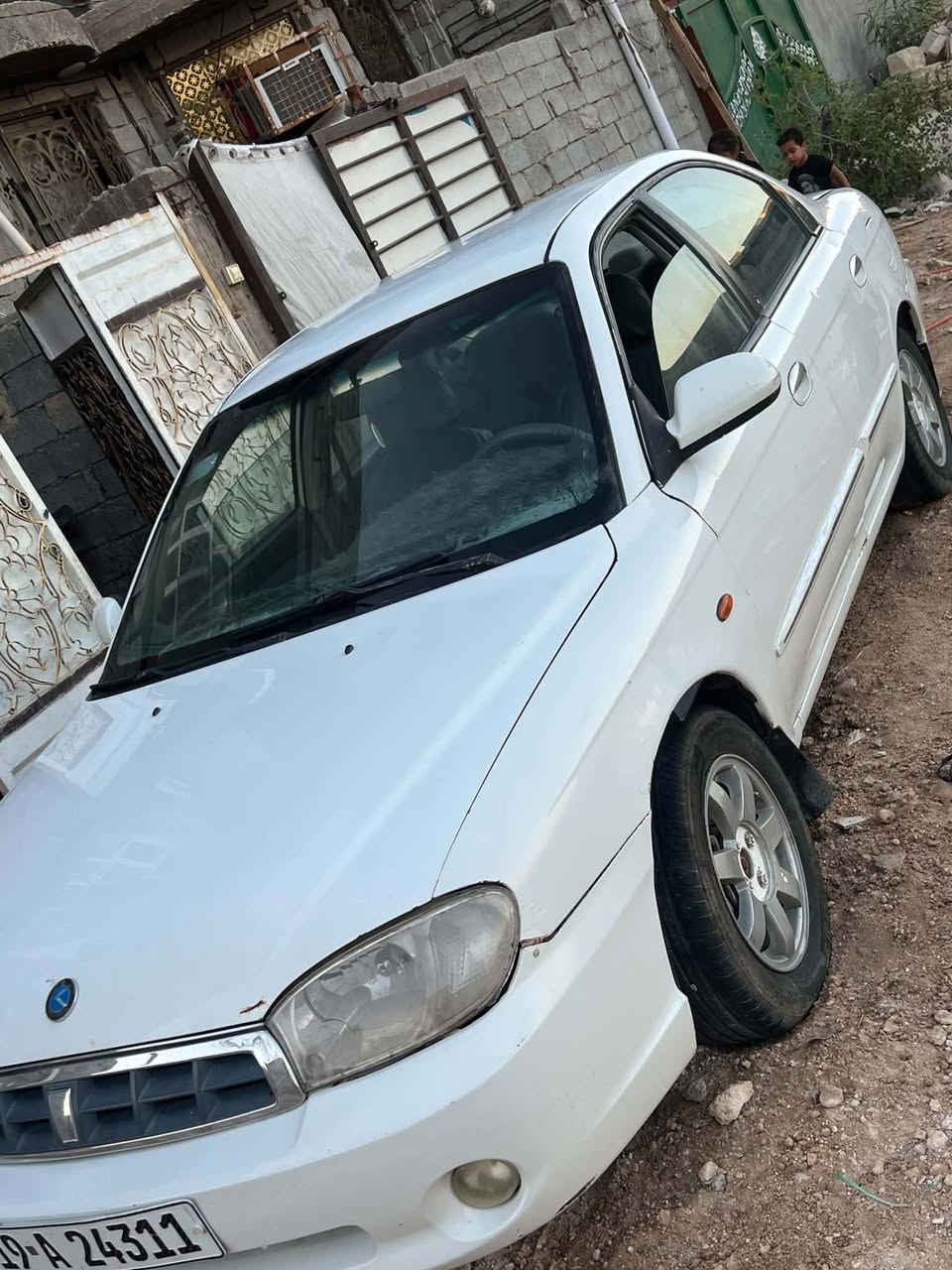 السلام عليكم 
كيا سبكترا2001كوري
سيارة خير من الله شوف عينك مثل الصور
حدادية نص عمر 
كير مكينة خير من الله لاتنقيص ولاتبخير
كير عادي 
رقمها كربلاء دولي بسمي 
مكانها كربلاء 
السعر 36
للأستفسار الاتصال علرقم ***********
غير متواجد علنت رجائآ
