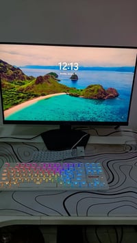 تجميعة PC للبيع نظيفة جداا بمواصفات :   cor i5 10400F  rtx 4060 INNO3D...