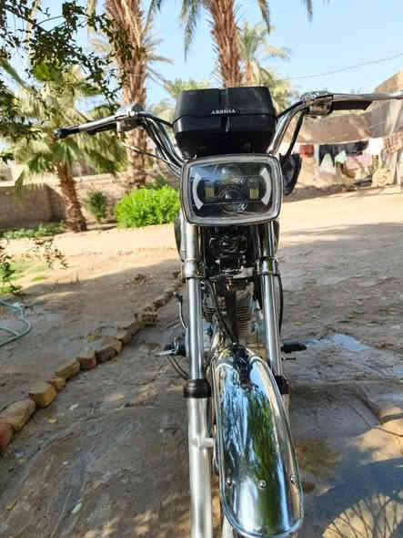 السلام عليكم ارشا كلك موديل (21)لل بيع ب350الف 
وبيه مجال بسيط دراجه كلشي ما عايزه هندر واحد تشتغل بي وقت
تفضل خاص او تصل *********** مكاني ديوانيه قضاء السدير
