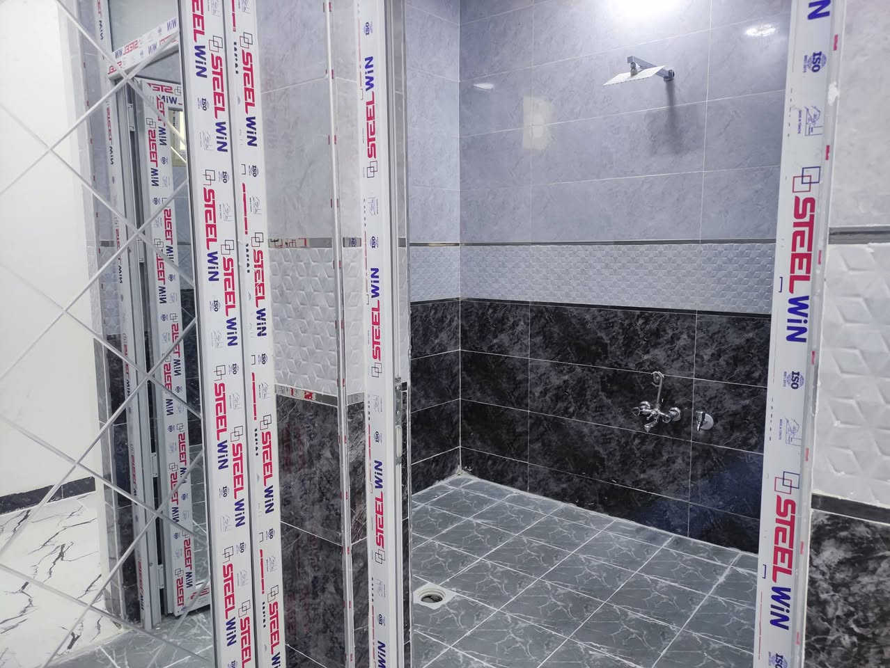 دار للبيع – حي الملايين الأولى / خلف الكمرك
صنف العقار ملك صرف بستان
💥 المكاتبه مع الشرعي مباشر صاحب السند
الدار زيرو تسليم فوري
المساحة: 110م –
🔹 يحتوي: استقبال، هول، مطبخ، 3 غرف نوم، صحيات
للاستفسار: *********** – *********** –
*********** – ***********
مكتب ربيع نينوى للعقارات – ثقتكم سر نجاحنا🌿
