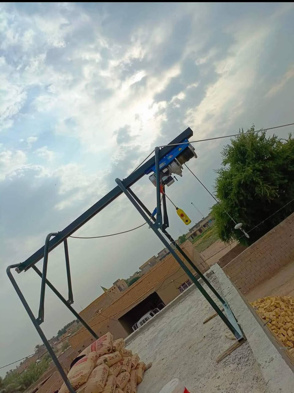 🔶 خدمات ونج للبناء | تصعيد ونقل مواد البناء
🚚 متخصصون في تصعيد مواد البناء:
سمنت – رمل – طابوق –تراب - فرشي مواد إنشائية مختلفة

✔️ التزام دقيق بالمواعيد
⚡ سرعة في الإنجاز
🏗️ أمان وجودة في رفع المواد

نوصل لجميع المناطق وبأسعار مناسبة.

📞 للحجز والاستفسار:
***********
***********
