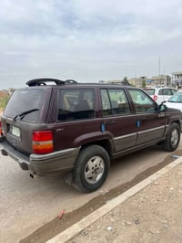 شيروكي ١٩٩٣ • بدون صبغ • الگير ١