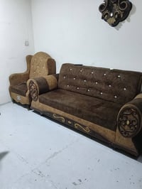 تخم 10 مقاعد نضيف مابي ضرر مكاني بغداد الزعفرانيه للاستفسار 0772885147...