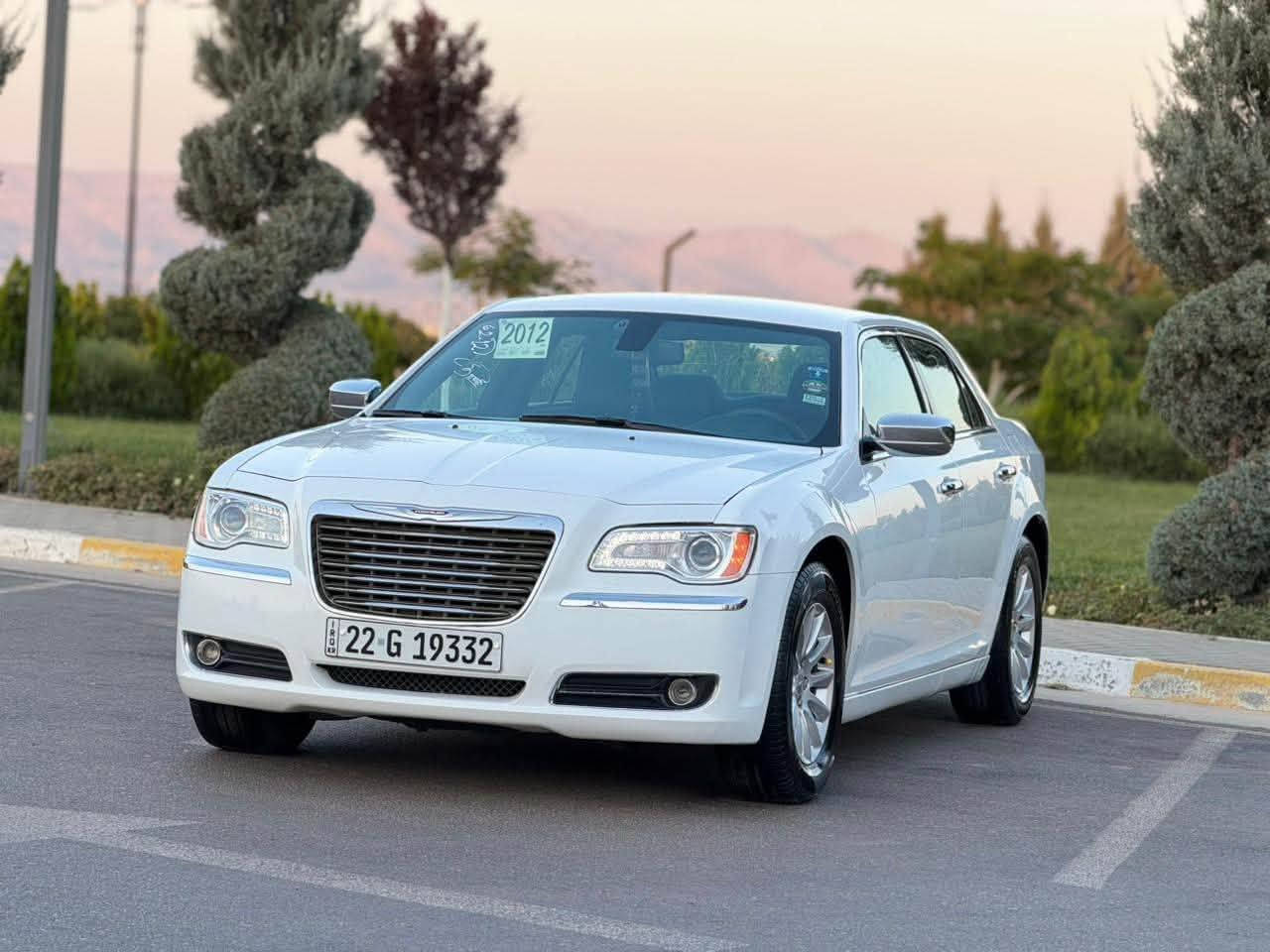 السلام عليكم
كرايسلر 300 (أوباما) موديل 2012 – فل مواصفات.

السيارة كلش نظيفة وحالتها ممتازة، مكينة وگير وشاصي بأفضل حالة وما بيهن أي ملاحظة. السنوية والرقم جديدات، والسيارة جاهزة للاستعمال بدون أي مصروف.

الصبغ: أربع قطع تجميلي فقط، بدون ضربات أو غرق أو حوادث.

اللي يدور على سيارة نظيفة وحقيقية، هاي فرصة.
للاستفسار والمراسلة عالخاص أو الاتصال.                  سعر ١٤٥بية مجال. رقم تلفون ***********. مكان سليمانية

