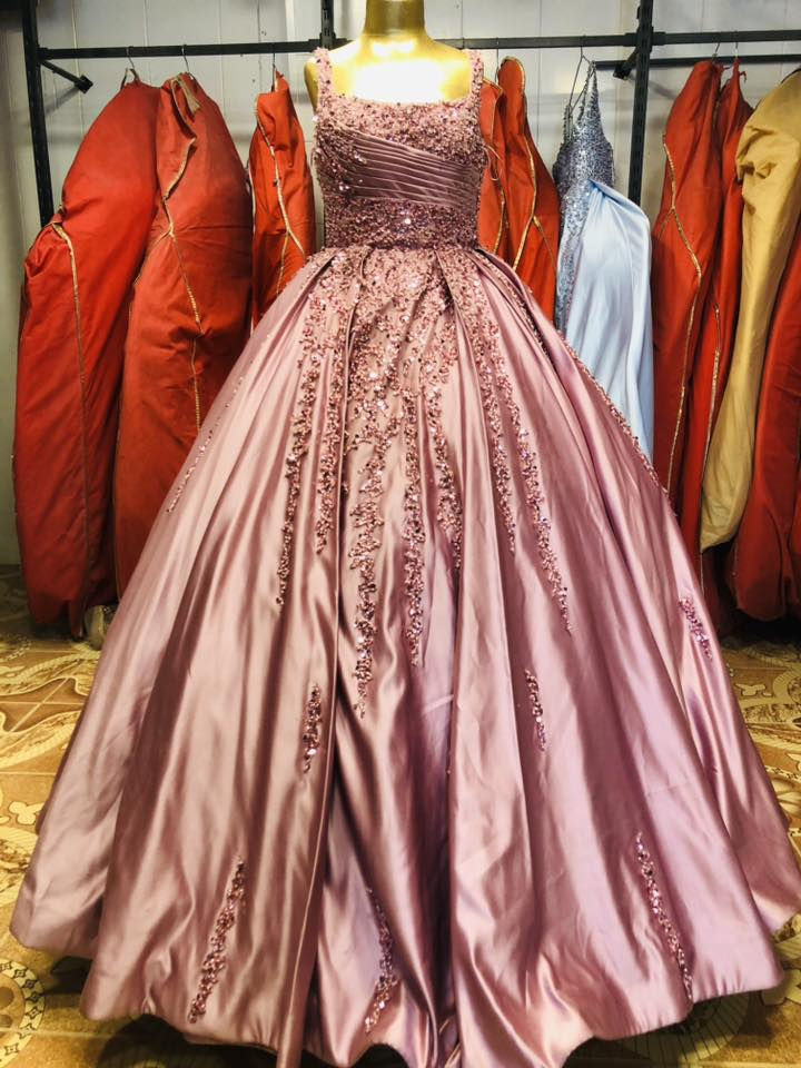 تخفيضات سعر القطعة 50 الف يتوفر توصيل حجز خاص


**إذا كنت صاحب هذا الإعلان وتريد حذفه لأي سبب، رجاءا أرسل رسالة إلى الدعم الفني**