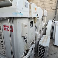 سبالت البيع العدد ١٢ سبلت مكان بغداد الواحد ب ٢٠٠ الف خارجيه وداخليه ف...