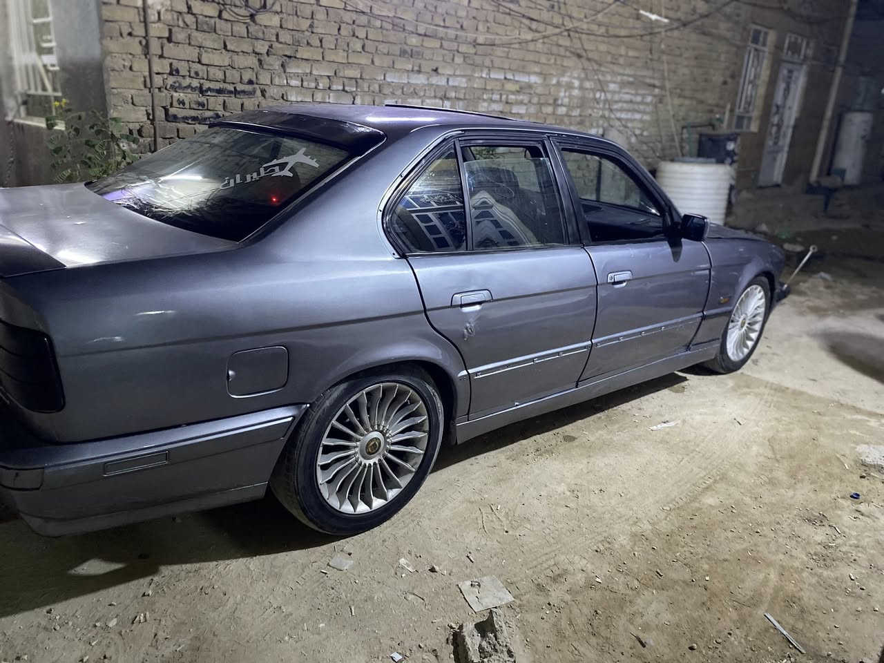 تم تنزيل السعر بيع مستعجل 

بي ام دبليو 535 موديل 91 بجم عريض

كشنات كهرباء وتدفئ بلكشنات فتحه غرفه صاج ملكي بطاين تعبانات نقص كمبريسر ونواعم

مكينه كفاله الكير البك ثكيل والامامي بطناش
السعر 28 وبيها مجال راعيها يريد يداور 

عنواني كربلاء اخواني الموشراي لايتعبني كلشي كاتبه كدامك
رقمي ***********
