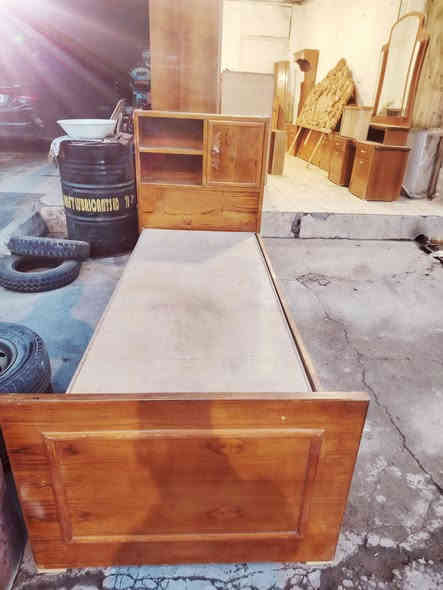 السلام عليكم
عرض خاص بس 250 الف
كنتور 3 أبواب شغل درجه اولى توصي مع تخت نفر صاج شغل زان نظافه 💯💯
للاستفسار وتساب *********** مباشر ***********
ومستعدون لشراء الغرف النوم المستعمله و الكناتير
