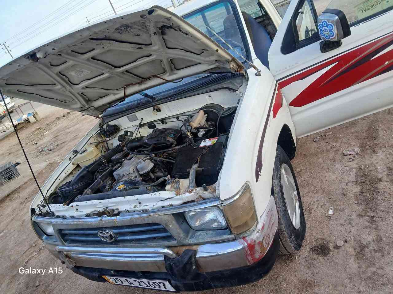 السلام عليكم 
جمره 2001
سعر 65
سنويا جديد رقم واسط 
سنوية بسمي 
سياره  حلوا جاهزه  مكينه كير  صدر دواخل 
بلاد ×××شاصي مكفول كشرته بلاد 
مكان البصره القرنه 
***********
