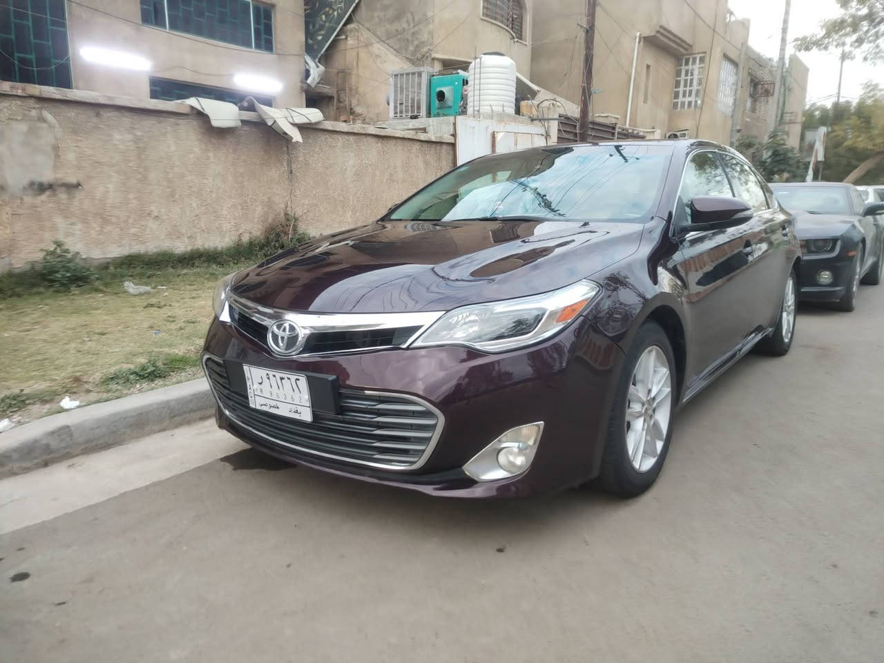 Toyota Avalon XLE تويوتا افالون 2013
ضررها بامريكا بابين جهة السائق بدون تكم وبيها  4قطع صبغ
ماشيه 200 الف 
المواصفات
- محرك حجم 3,500 
- كشنات جلد كهرباء 
- كشنات تدفئه  امامي
- شاشة وسائط / كاميرا خلفية
- شاشة تحكم تبريد لمس 
- قطعتين تبريد منفصل
- سستم صوت
- اشارة بالمري  
- تحكمات ستيرن جهتين 
- لايتات زينون دبل عدسة و بك لايت Led
محرك و كير مكفولات شرط الفحص
صدرها جاهز و ترايها حلو 
منظومة تبريد جديدة
جاهزه ميحتاجلها مصرف 
السعر   14.500بيها مجال بسيط 
رقم بغداد مشروع وطني تحويل مباشر
للإستفسار الاتصال ***********
