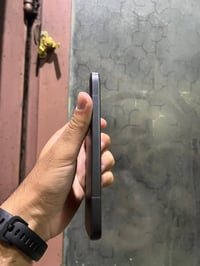 هونر ٦٠٠ للبيع  كلش نظيف شاحنته و باكيته و غراضه كامله  ٠٧٧٢٧٢٦٩٩٠٠