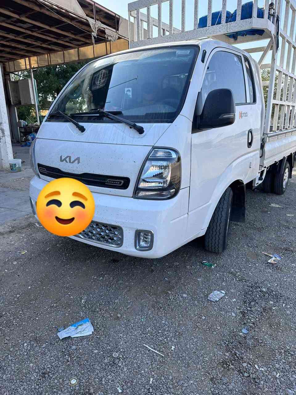 سلام عليكم عندي كيه حمل للبيع موديل 24ماشيه ١٠٠ الف نضيفه كفاله عامه ع وضع الشركه رقم واسط تحويل ثاني يوم   شرايه يتصل على هاذا رقم ***********
