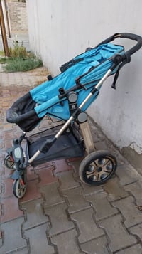 عربانة أطفال • تركيب للسيارة • كركوك