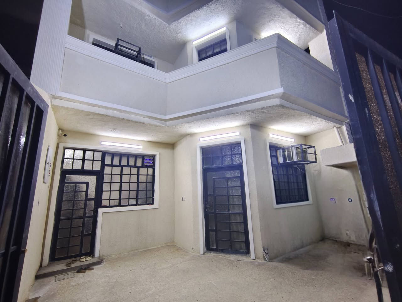 للاستفسار
***********
***********
