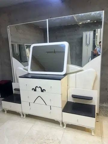 تخفيضااات غرفه نوم 5قطع اخت الجديده موديل حديث😍😍 كل هذا بـ300 شد ونقل داخل بغداد مجاني للحجز اخذ سكرين وتفضل واتس اب *********** تتوفر انواع الغرف
