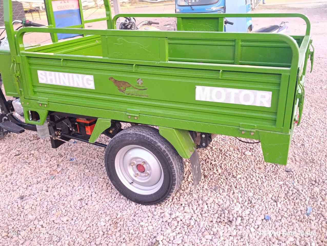 السلام عليكم اخوان ستوته للبيع موديل2023 طالعه بل 2025 لون أخضر  مكفوله كفاله عامه  اوراق مكتب حسين بسمي مكاني كربلاء حي رمضان سعر 2700 وبيه مجال حك الحيه  *********** وتساب اتصال
*********** وتساب اتصال
