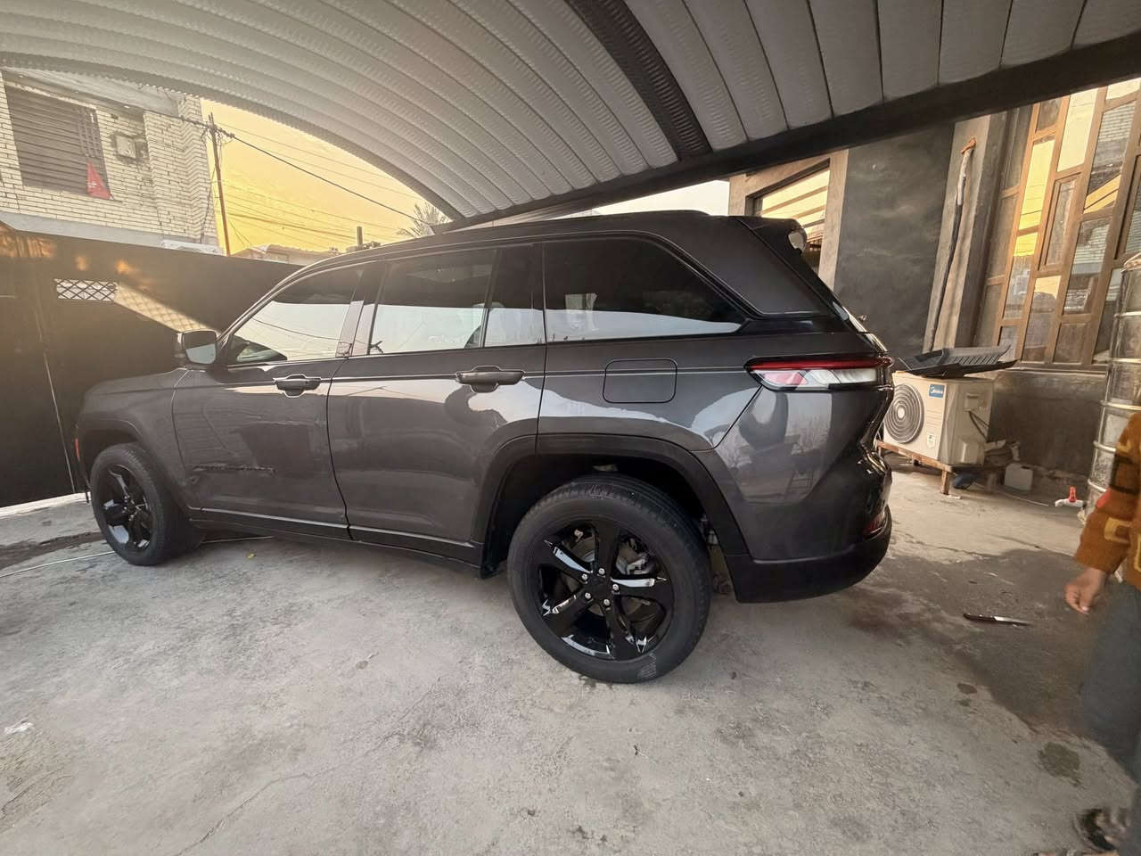 جيب كراند شيروكي موديل 2025 ذوي الشهداء بأسمي
فئه لمتد 5 كامرات 5 راكب
بنوراما
 كشن ميموري خزن
 تدفئه تبريد كشنات 
حادثها وصور الحادث موجود خاص 
او الاتصال ***********
السعر 28.500$
