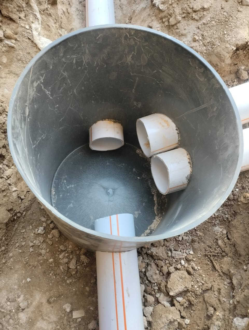 سلام عليكم هذا شغلي اخذ كباله تفليش تنكير قلع كاشي ***********صب مجاري كلشي اشتغل ول توفيق من
