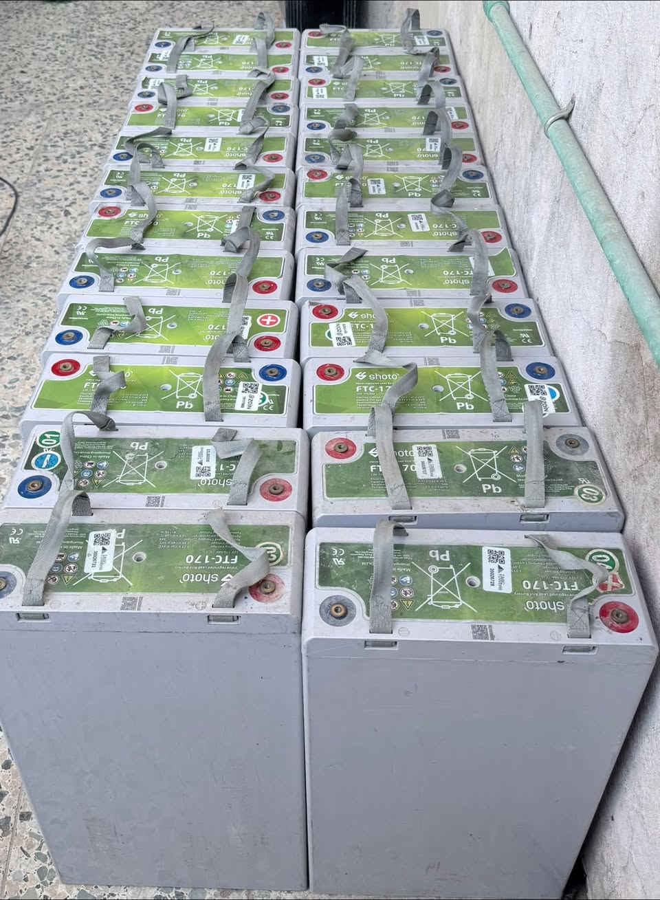 السلام عليكم بطاريات تستخدم للطاقة الشمسية او العاكسات من نوع shoto  170ah 12v انتاج 2023 جديد ما مستخدم شرط الفحص ضمان شهر كامل مال شركات اتصالات للبيع جوه السوك 150 الف قفل واسال عن اسعاره اذا مو 250 عنواني البصرة ابي الخصيب ما عندي توصيل ***********
