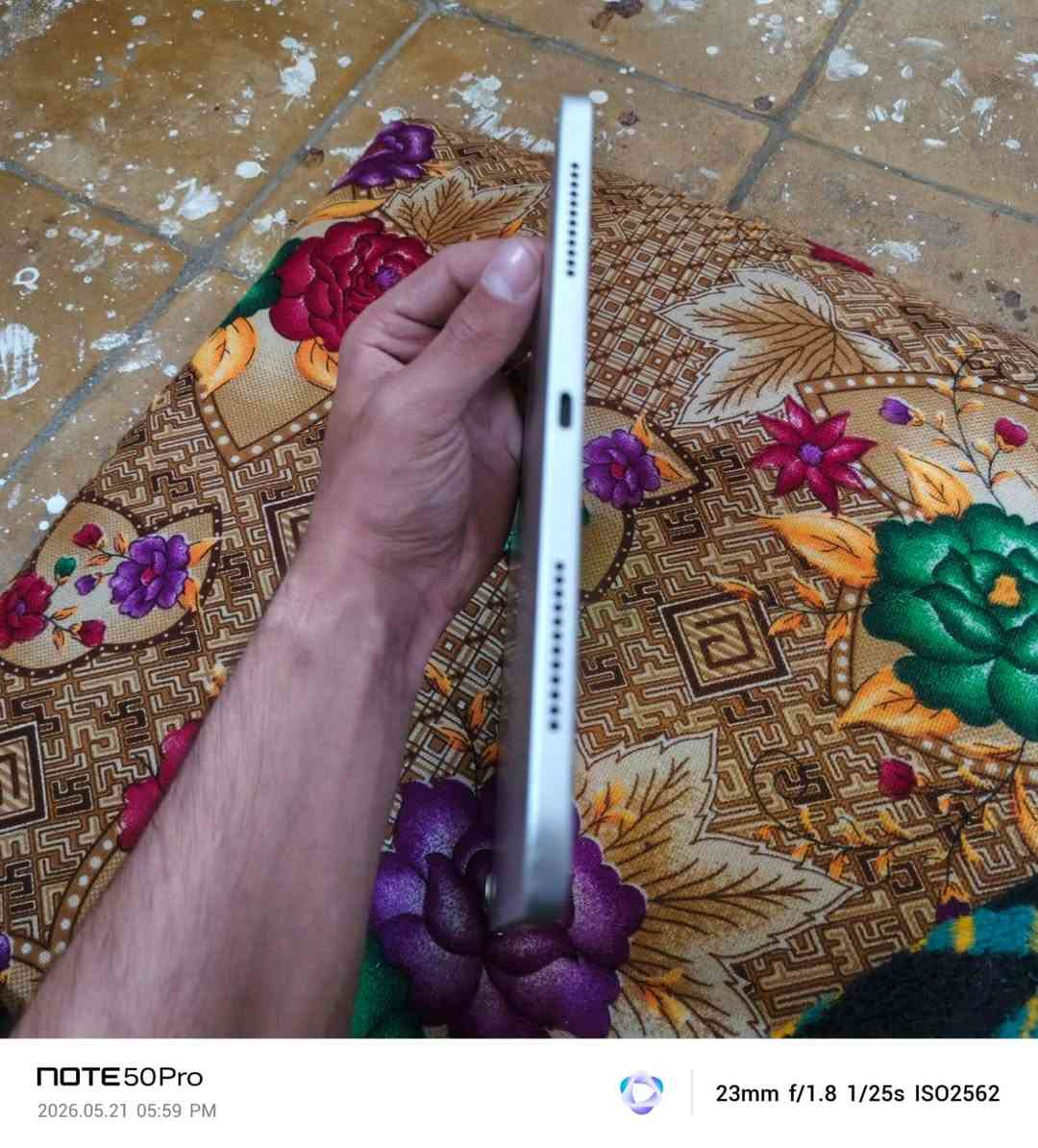 السلام عليكم ايباد 11 للبيع اخو جديد طك كارتونة بطارية ٩٢ لا مصلح ولا داخل تصليح عل ايدي للبيع مكاني بغداد الحرية الثالثة ب 375 الراغب بل شراء وبي مجال بسيط جدآ حتاجيت واريد أبيعة والله ايباد يخبل واعتذر عل إطالة هذا رقم بي بس واتساب ***********
