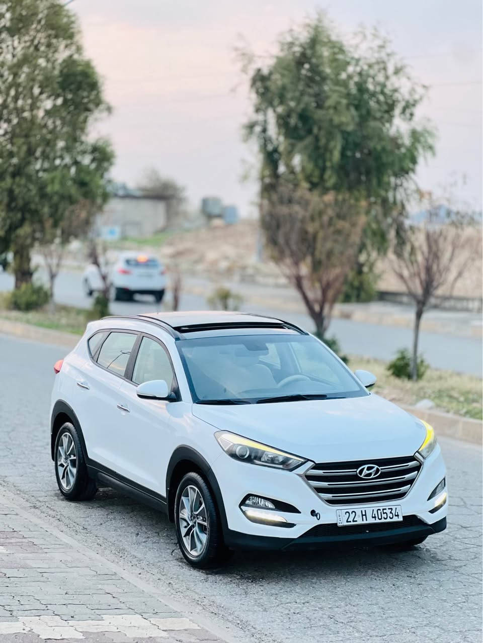 هۆندای تۆکسۆن مۆدیل ٢٠١٨ مواسفاتی فول فولە گیر تۆماتیک پانۆراما سوکان ڤۆلیۆم ناو زەرد زۆر مواسفاتی تر سەیارەکە زۆر بە جوانی ماوەتەوە هەمو شتی لەسەر دەقی بیلادیە سەیارەکە کلینە هیچی پێوە نیە گیر و مەکینە بەشەرت ٤ پستنە  سعری ١٩٢وەرەقە و کەمەک مەجال بۆ زانیاری زیاتر پەیوەندی بکەن بە *********** ناونیشان کۆیە كويسينجاك, أربيل
