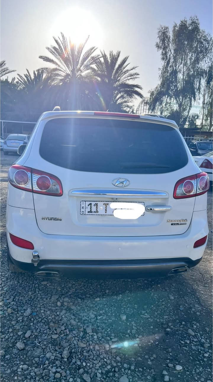 سنتافي موديل 2012فول مواصفات واحد علا واحد سقف بونرامه كشنات كهربائيه سياره حلوه ونضيفه سنويه مجدده قبل شهر السعر خاص التواصل عبر الرقم ***********.      

 
كروب سيارتي      

***********
