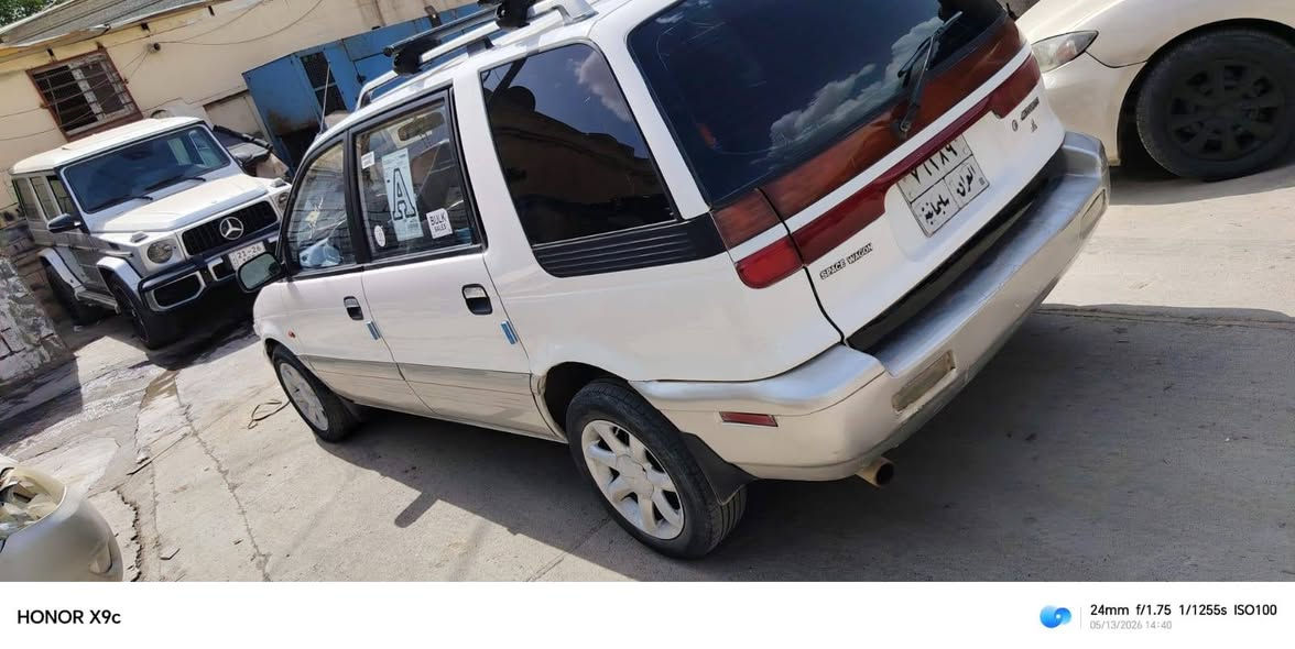 سڵاوی خوای گەورە لەهەمولایک مسیوبوشی ستیشن حەونەفەری بوفروشتن مودیل 1992گیرعادی حیزام بۆیاخە بۆجوانی بێدەعمولێ دراوی گیرومەکینەی کارەبایی بەشەرت سەنەوی بەسەرچوە شوین سلیمانی سعری 42گەڵاو مەجالیکی کەم ***********..*********** السليمانية, العراق
