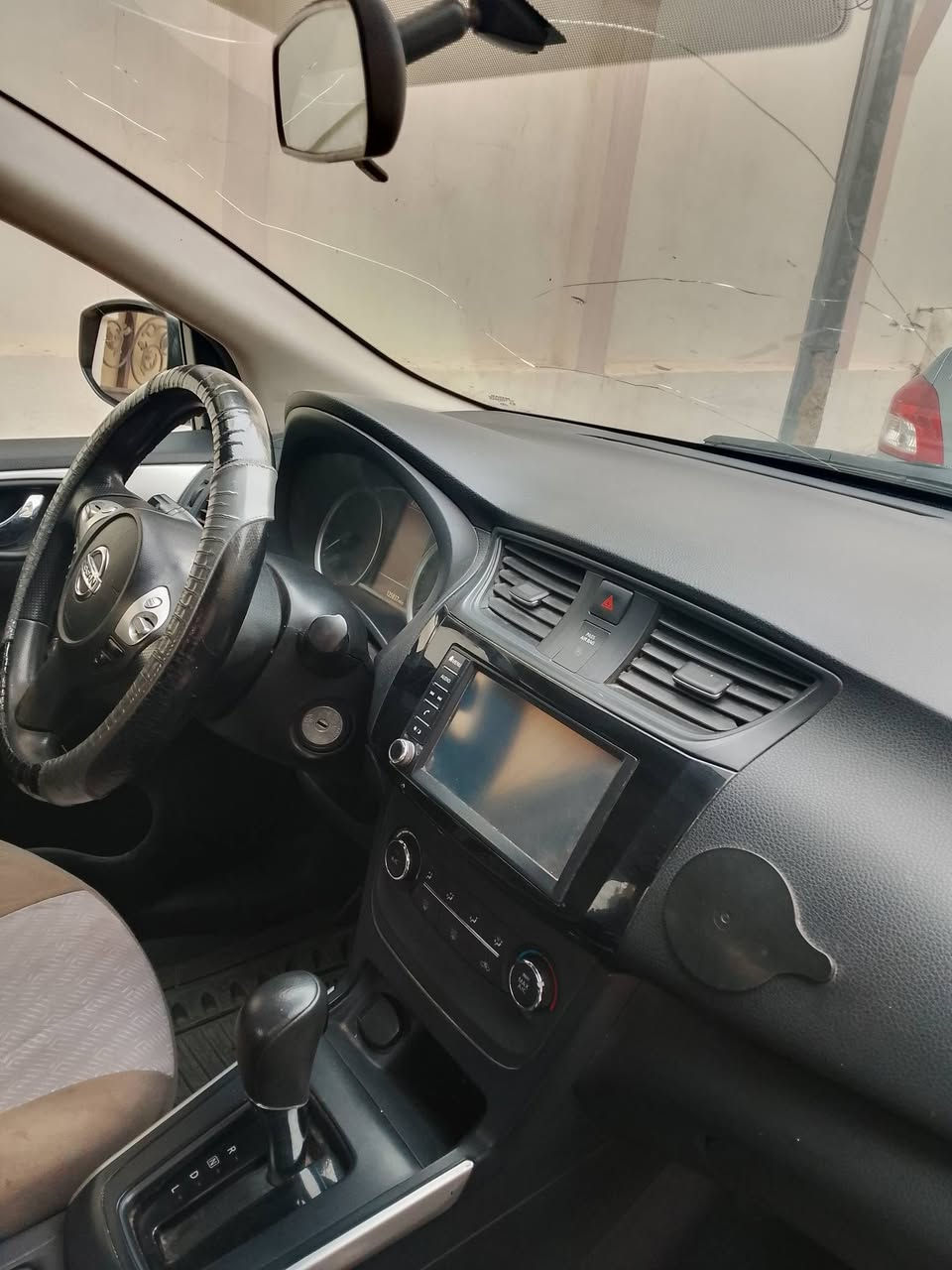 نيسان سنترا موديل ١٩ بغداد حره بسمي ماشيه ١٢٥ مكان الفلوجه سعر ٩٠ $ ***********
