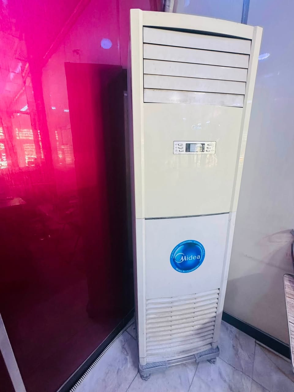 سبلت ميديا 3 طن مكفول شغال واذا بي شي مرجوع تجي تفحص وتاخذ
نظافة ‎90‎%‎
بس تغسلة يرجع جديد مال شركة
السعر 650 وبي مجال بسيط
العنوان بغداد الجديدة
***********
تيليكرام موجود
واتساب لا يوجد
