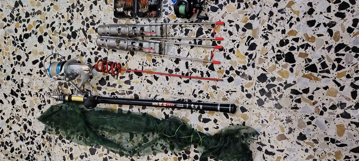 انطوني بيهن سعر يرضي الله وضميرك  وما ارجعك شلعه وحده كلهن
1 عصا قبضه متحركه طول 360 

2 مكينه حجم 10 الالف ماركة AQ   

3 مكينة اوفر هيد 

4 ستاند ضارب 

5 علبة خداعات ناعمه 

6 كركور مفتوح وفيدر شبجه وستاند سبرنك  مجانا ويه الغراض
#التواصل #واتساب ***********
