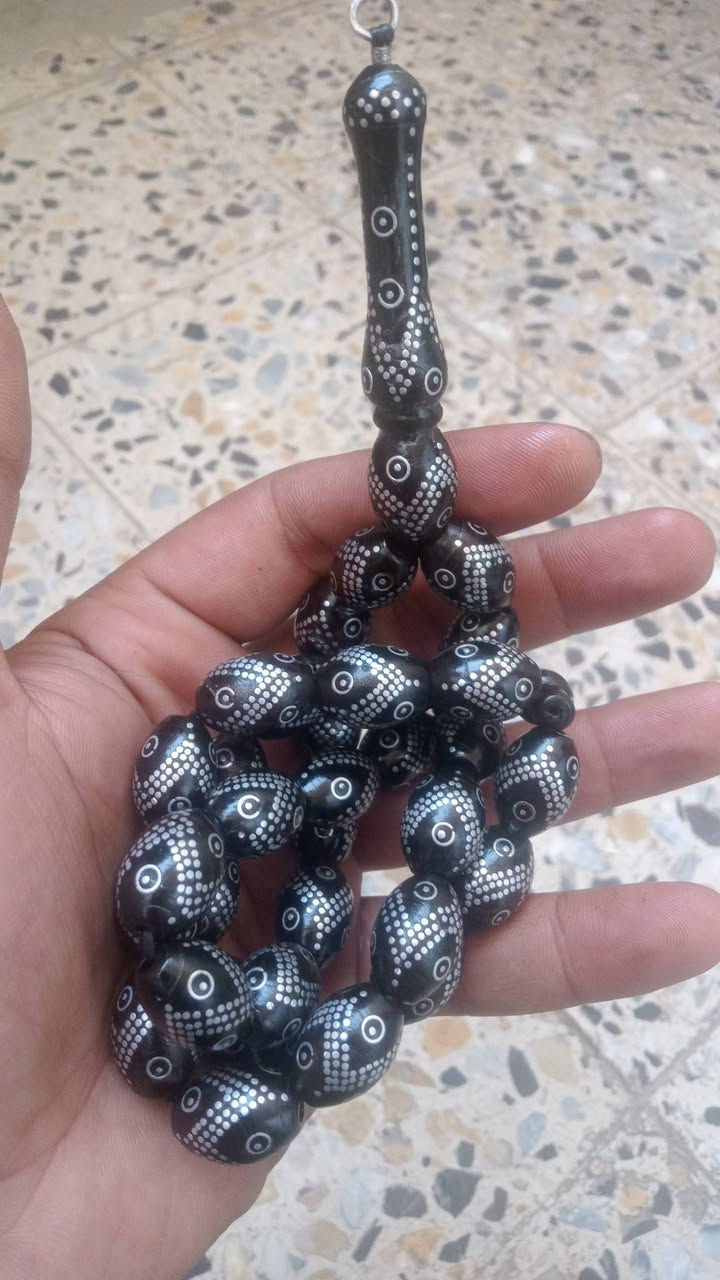 للبيع مسباح يسر مكاوي قديم قديم السعر 450 الف لعنوان بغداد *********** مراسله وتساب

