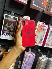 آيفون ١١ • ١٢٨ • بطارية ٧١