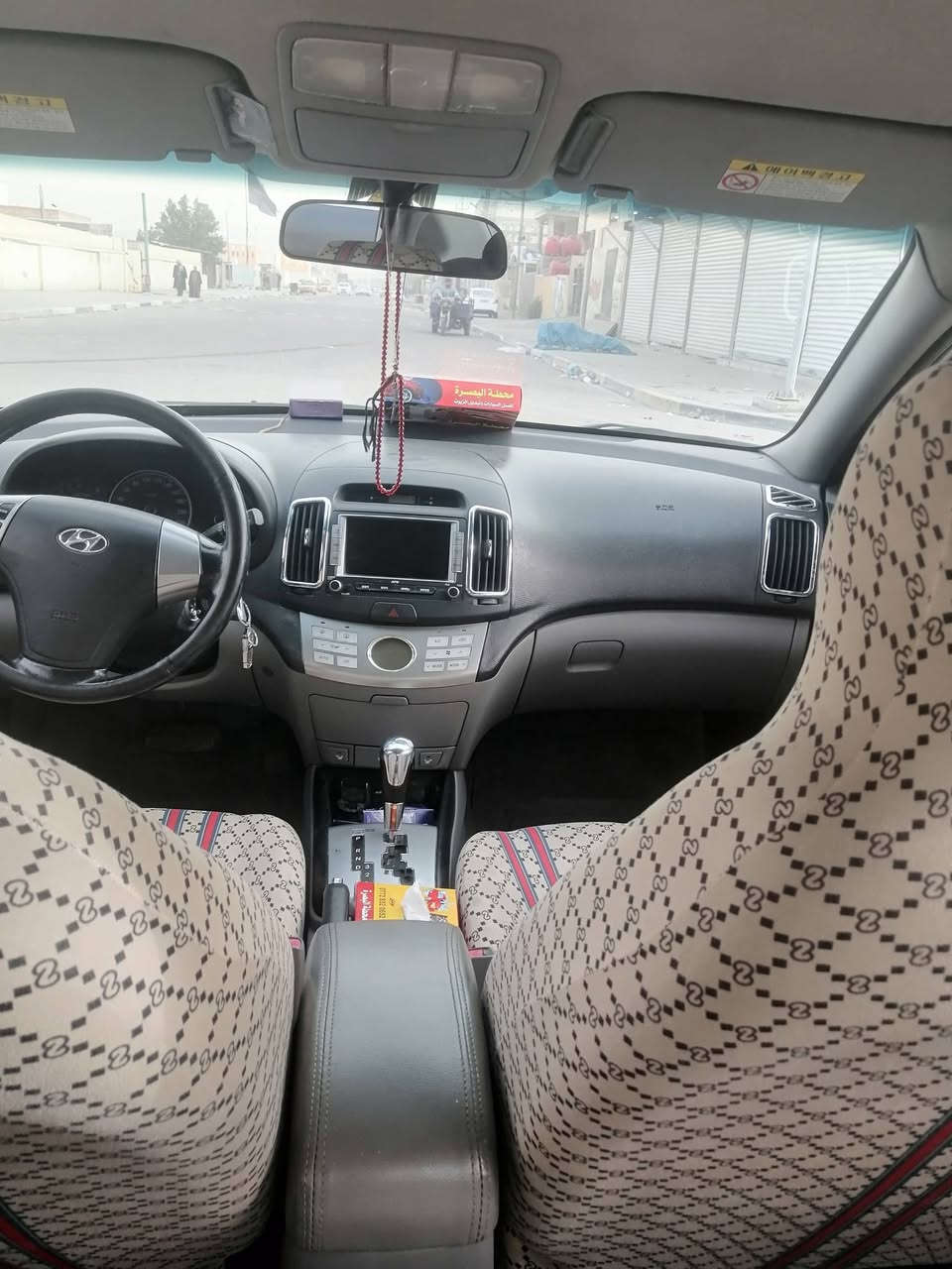 السلام عليكم الانترا مديل ١١ ادوات كير ومحرك بلاد سعر ٤٠ بيه مجال الارضيه جلد علمن بدون سنويه المكان بصره القبله ***********
